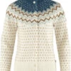 Fjällräven Fjällräven Övik Gebreid Vest Dames, Wit/petrol -Winter Mode Winkel fjaellraeven oevik knit cardigan women glacier green 1